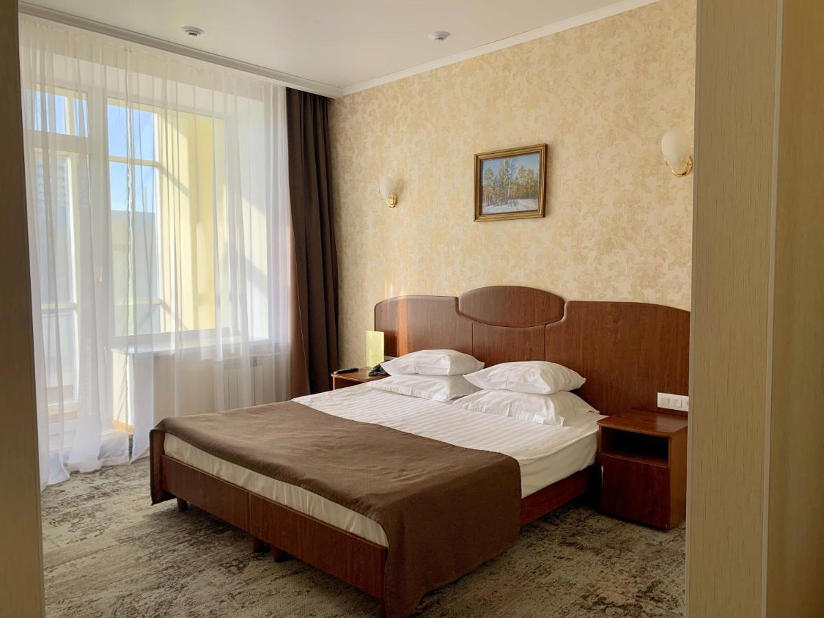 Almaz Hotel Čeljabinsk Esterno foto